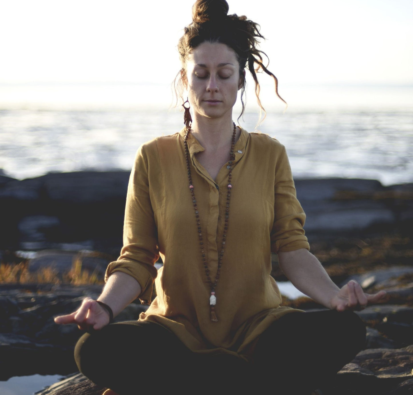 Cours de YOGA dans le champ de lavande